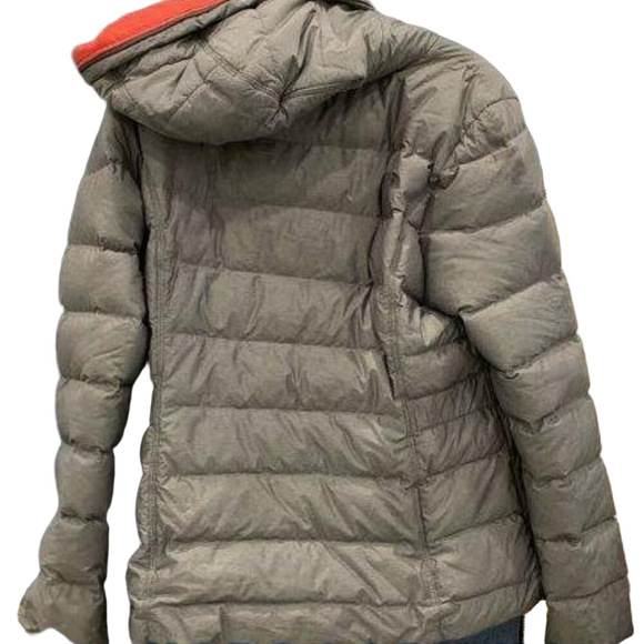 The North Face Gray Puffer Jacket with Red Lining - Picture 6 of 16